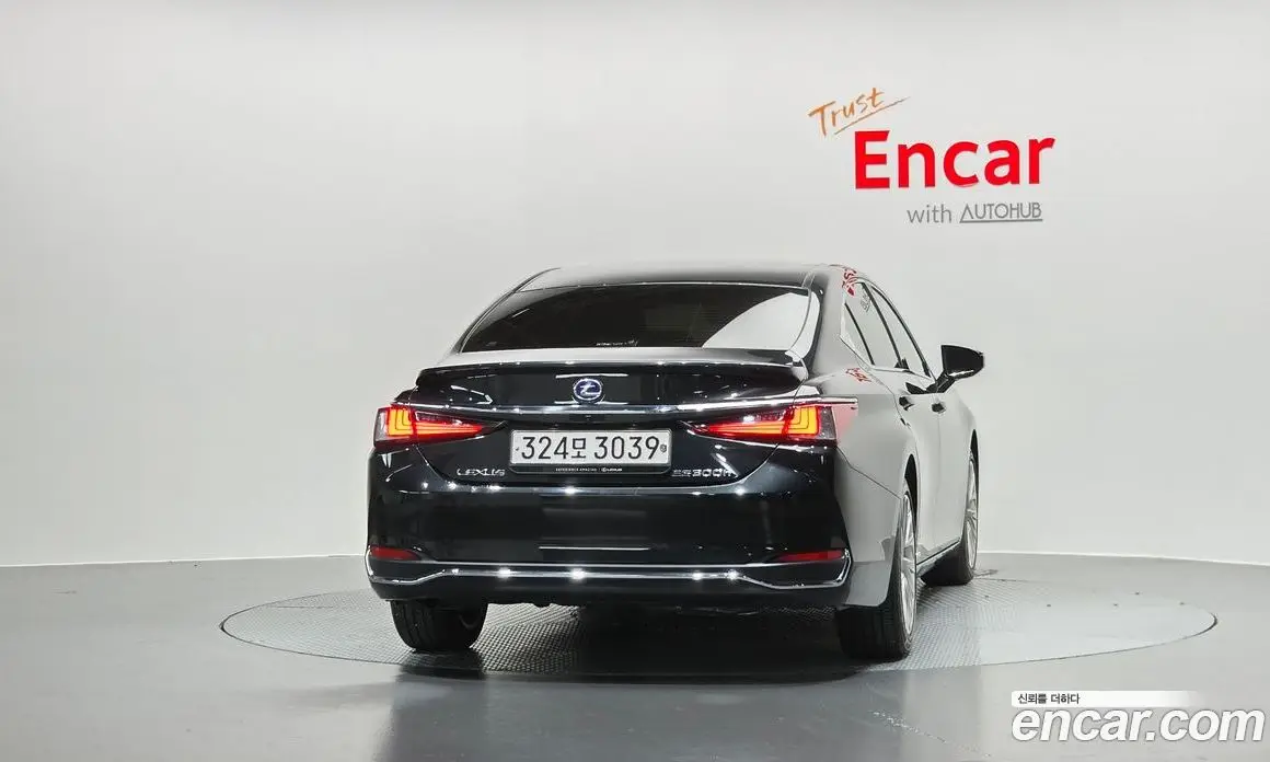 Lexus ES 2021 2.5 автомат (гидро), фото 4 Lexus ES 2021 2.5 автомат (гидро), фото 4