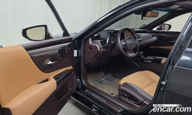 Lexus ES 2021 2.5 автомат (гидро), миниатюра 10 Lexus ES 2021 2.5 автомат (гидро), миниатюра 10