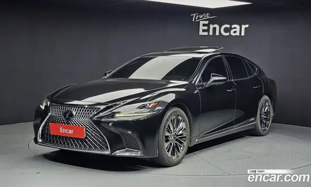 Lexus LS 2018 3.5 автомат (гидро), миниатюра 1 Lexus LS 2018 3.5 автомат (гидро), миниатюра 1