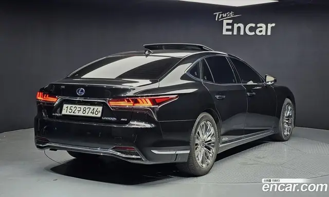 Lexus LS 2018 3.5 автомат (гидро), миниатюра 2 Lexus LS 2018 3.5 автомат (гидро), миниатюра 2