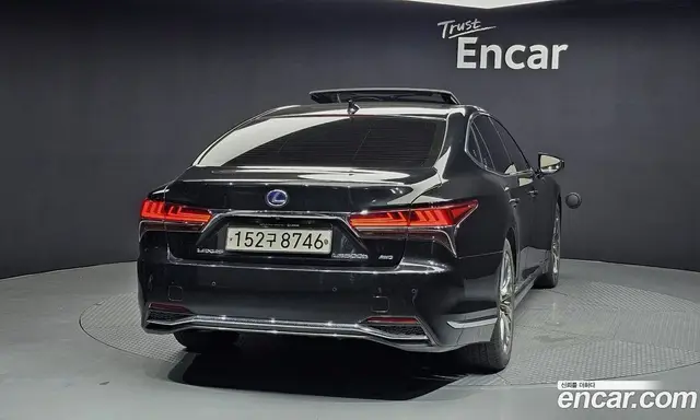 Lexus LS 2018 3.5 автомат (гидро), миниатюра 4 Lexus LS 2018 3.5 автомат (гидро), миниатюра 4