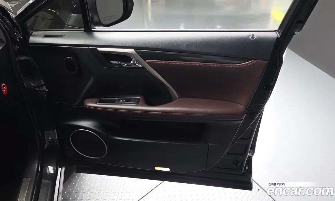 Lexus RX 2020 3.5 автомат (гидро), фото 14 Lexus RX 2020 3.5 автомат (гидро), фото 14