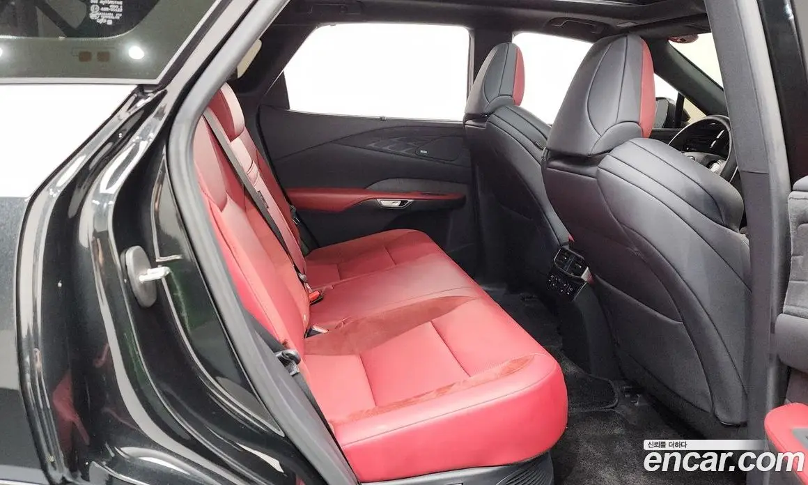 Lexus RX 2024 2.4 автомат (гидро), фото 17 Lexus RX 2024 2.4 автомат (гидро), фото 17