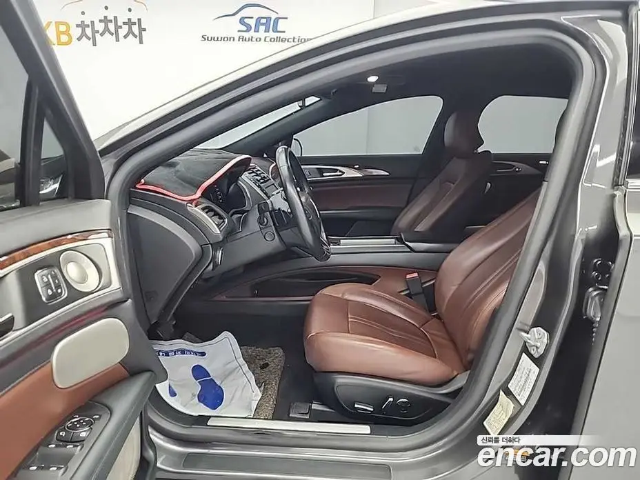 Lincoln MKZ 2016 2.0 автомат (гидро), фото 11 Lincoln MKZ 2016 2.0 автомат (гидро), фото 11