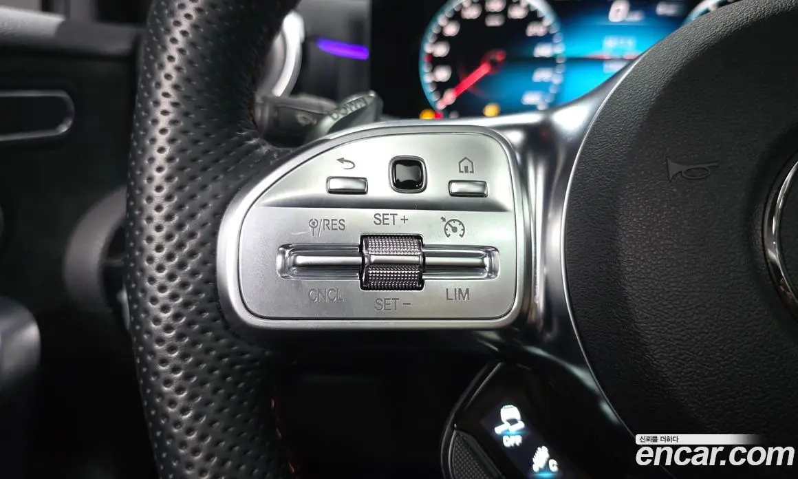 Mercedes-Benz A-Class 2023 2.0 автомат (гидро), фото 28