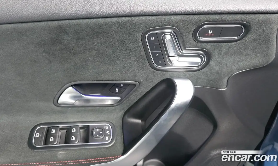 Mercedes-Benz A-Class 2023 2.0 автомат (гидро), фото 31