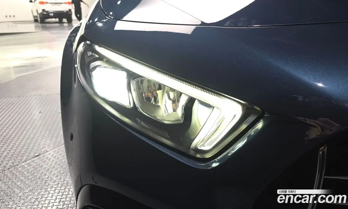 Mercedes-Benz A-Class 2023 2.0 автомат (гидро), фото 8