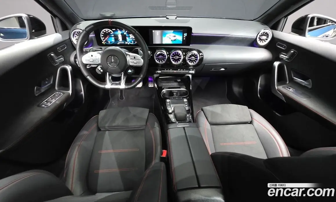 Mercedes-Benz A-Class 2023 2.0 автомат (гидро), фото 10