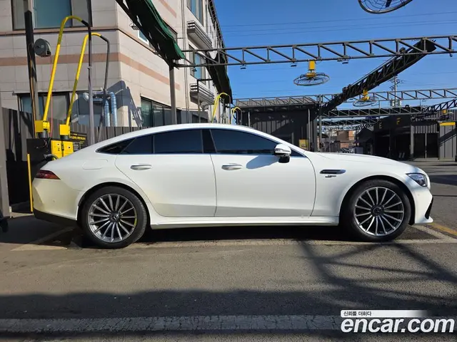 Mercedes-Benz AMG GT 2020 3.0 автомат (гидро), миниатюра 2