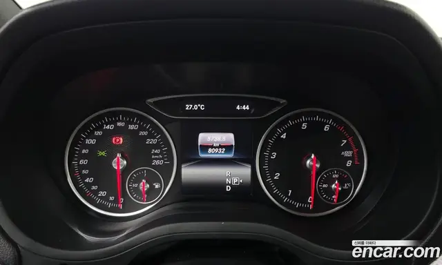 Mercedes-Benz B-Class 2018 2.0 автомат (гидро), миниатюра 11