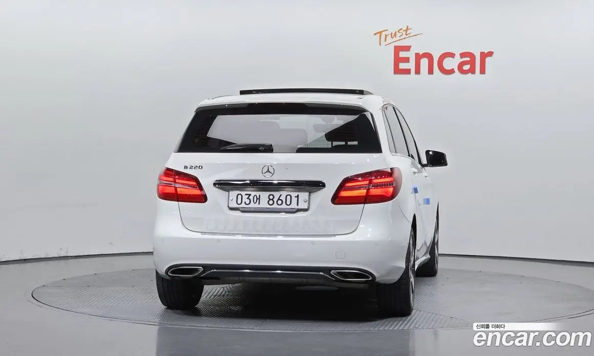 Mercedes-Benz B-Class 2018 2.0 автомат (гидро), фото 4