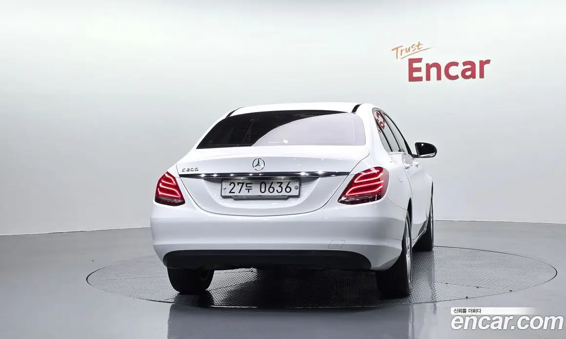 Mercedes-Benz C-Class 2015 2.0 автомат (гидро), фото 4