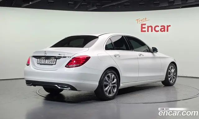 Mercedes-Benz C-Class 2016 2.1 автомат (гидро), миниатюра 2 Mercedes-Benz C-Class 2016 2.1 автомат (гидро), миниатюра 2