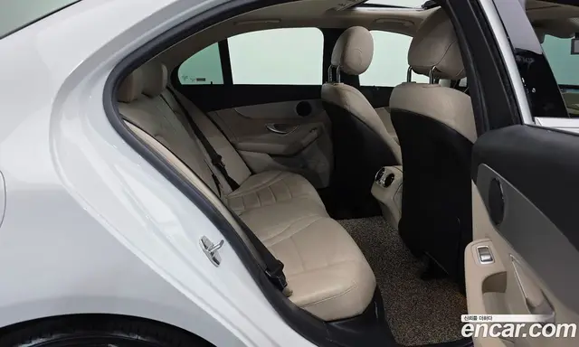 Mercedes-Benz C-Class 2016 2.1 автомат (гидро), миниатюра 11 Mercedes-Benz C-Class 2016 2.1 автомат (гидро), миниатюра 11
