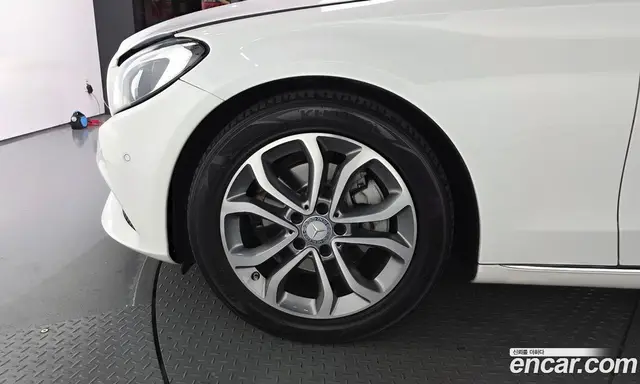 Mercedes-Benz C-Class 2016 2.1 автомат (гидро), миниатюра 5 Mercedes-Benz C-Class 2016 2.1 автомат (гидро), миниатюра 5