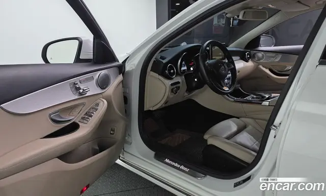 Mercedes-Benz C-Class 2016 2.1 автомат (гидро), миниатюра 10 Mercedes-Benz C-Class 2016 2.1 автомат (гидро), миниатюра 10