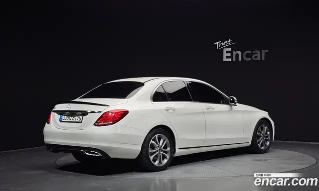 Mercedes-Benz C-Class 2017 2.0 автомат (гидро), миниатюра 2