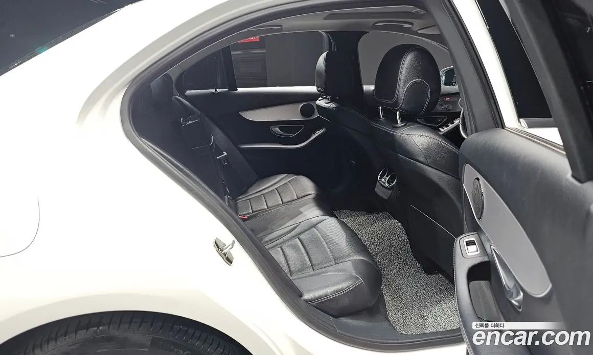 Mercedes-Benz C-Class 2017 2.0 автомат (гидро), фото 11