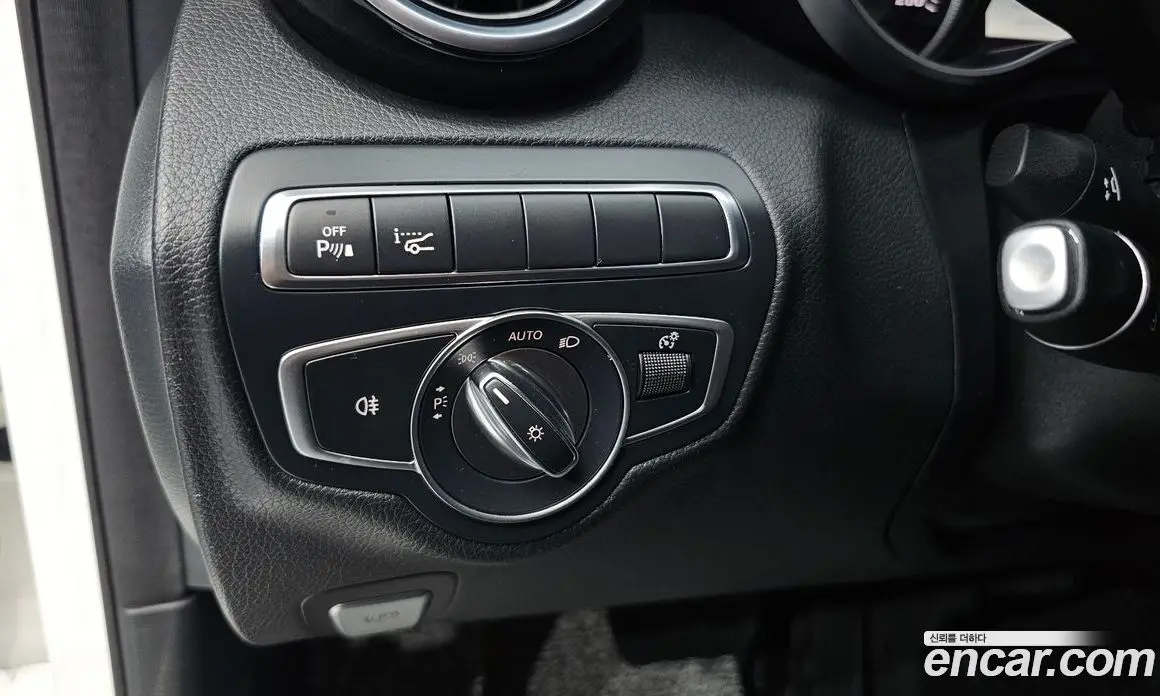 Mercedes-Benz C-Class 2017 2.0 автомат (гидро), фото 13