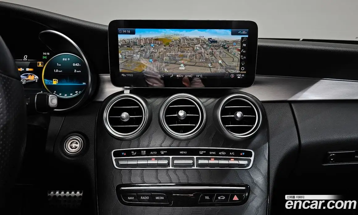 Mercedes-Benz C-Class 2021 2.0 автомат (гидро), фото 18