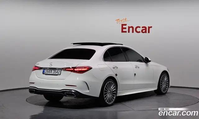 Mercedes-Benz C-Class 2022 2.0 автомат (гидро), миниатюра 2