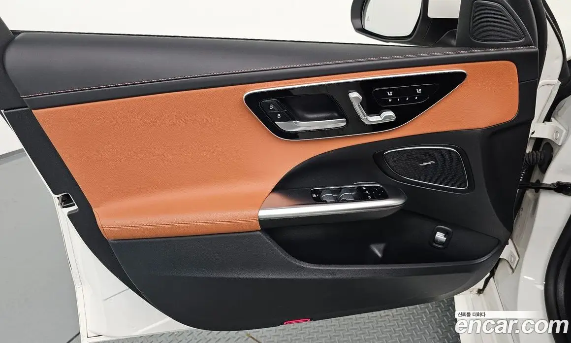 Mercedes-Benz C-Class 2022 2.0 автомат (гидро), фото 14