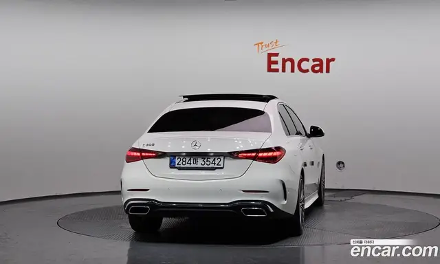Mercedes-Benz C-Class 2022 2.0 автомат (гидро), миниатюра 4