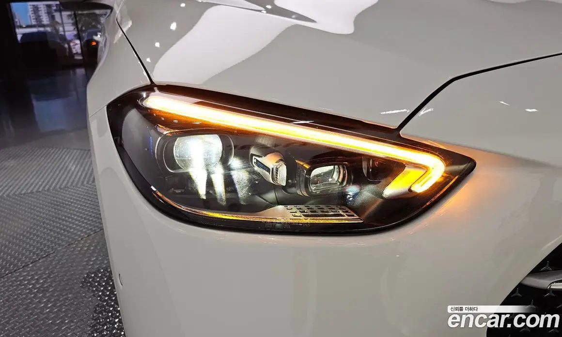 Mercedes-Benz C-Class 2022 2.0 автомат (гидро), фото 8