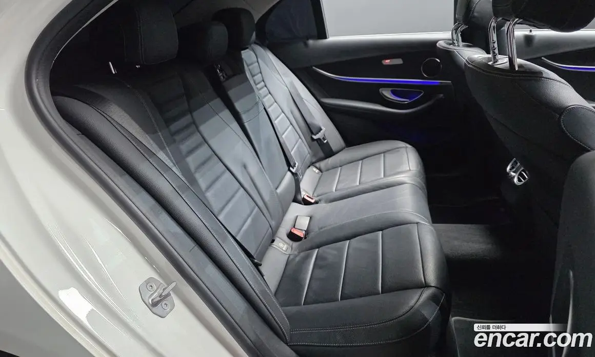 Mercedes-Benz E-Class 2016 1.9 автомат (гидро), фото 11 Mercedes-Benz E-Class 2016 1.9 автомат (гидро), фото 11