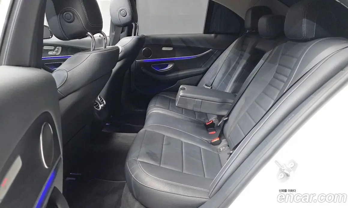 Mercedes-Benz E-Class 2016 1.9 автомат (гидро), фото 12 Mercedes-Benz E-Class 2016 1.9 автомат (гидро), фото 12