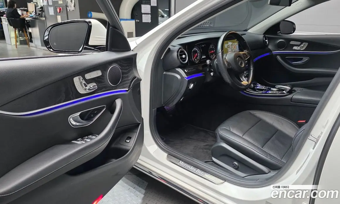 Mercedes-Benz E-Class 2016 1.9 автомат (гидро), фото 10 Mercedes-Benz E-Class 2016 1.9 автомат (гидро), фото 10