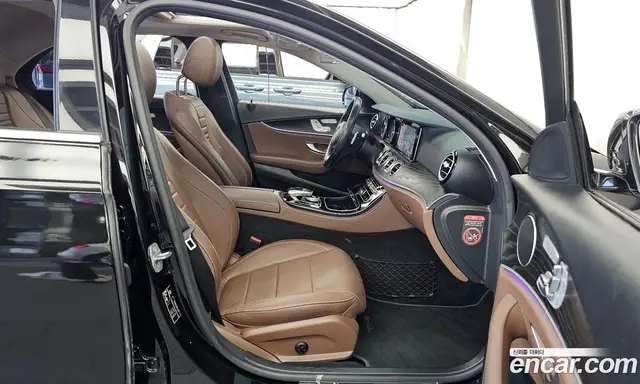 Mercedes-Benz E-Class 2017 1.9 автомат (гидро), миниатюра 11