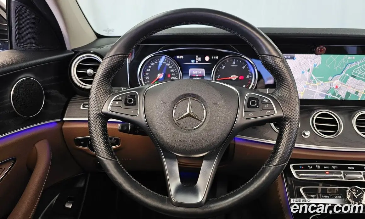 Mercedes-Benz E-Class 2017 1.9 автомат (гидро), фото 13