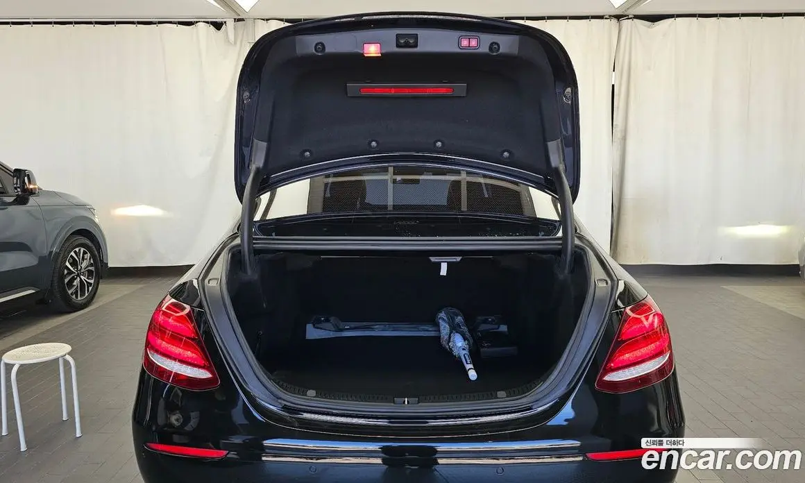 Mercedes-Benz E-Class 2017 1.9 автомат (гидро), фото 20