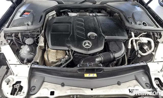Mercedes-Benz E-Class 2017 1.9 автомат (гидро), миниатюра 6