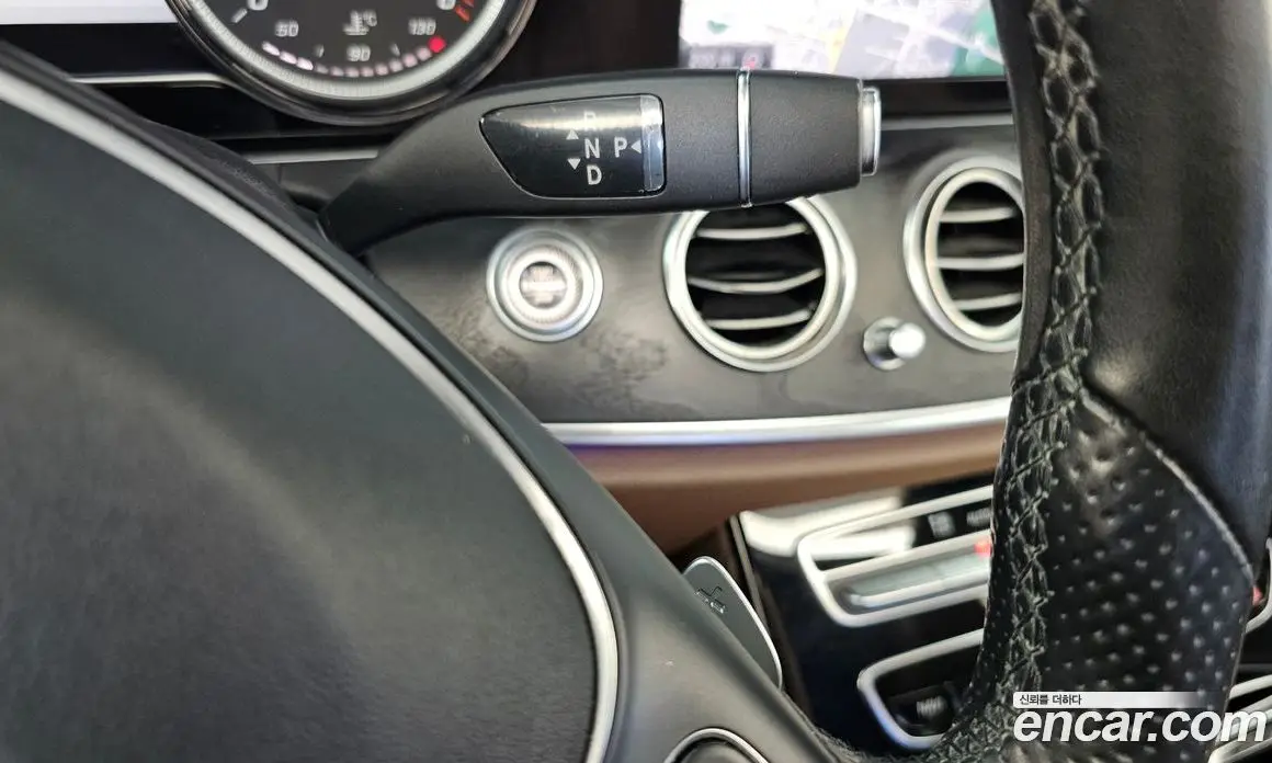 Mercedes-Benz E-Class 2017 1.9 автомат (гидро), фото 9