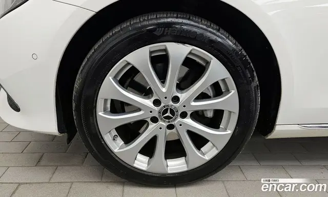 Mercedes-Benz E-Class 2018 1.9 автомат (гидро), миниатюра 5