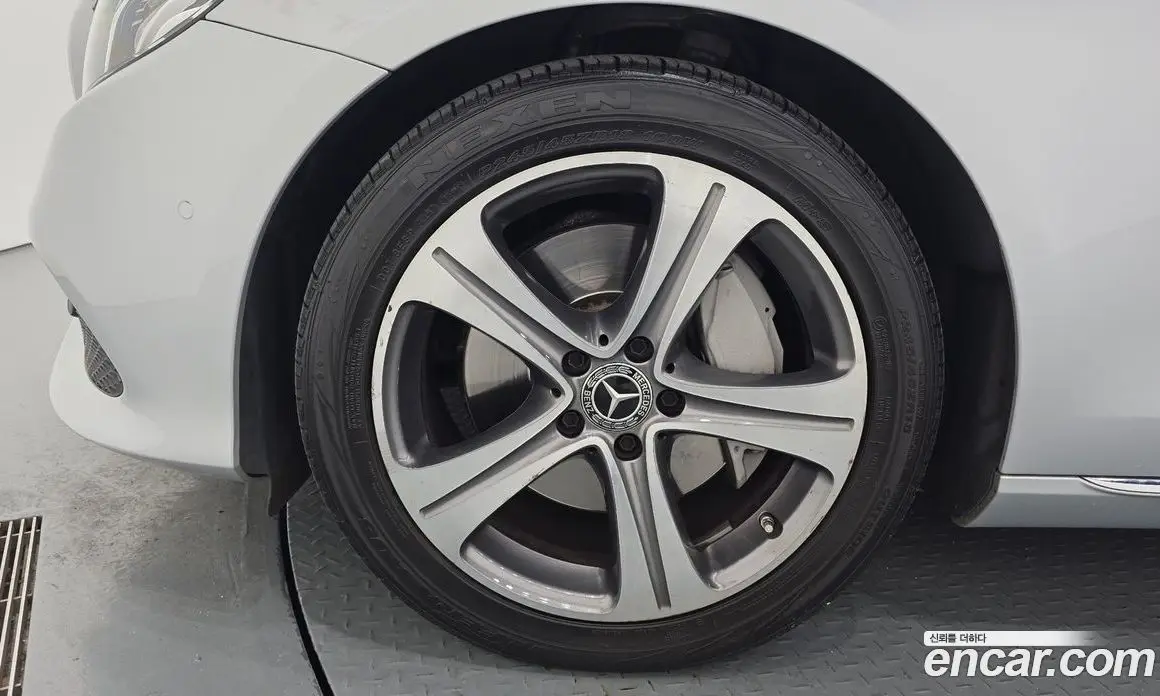 Mercedes-Benz E-Class 2019 2.0 автомат (гидро), фото 7