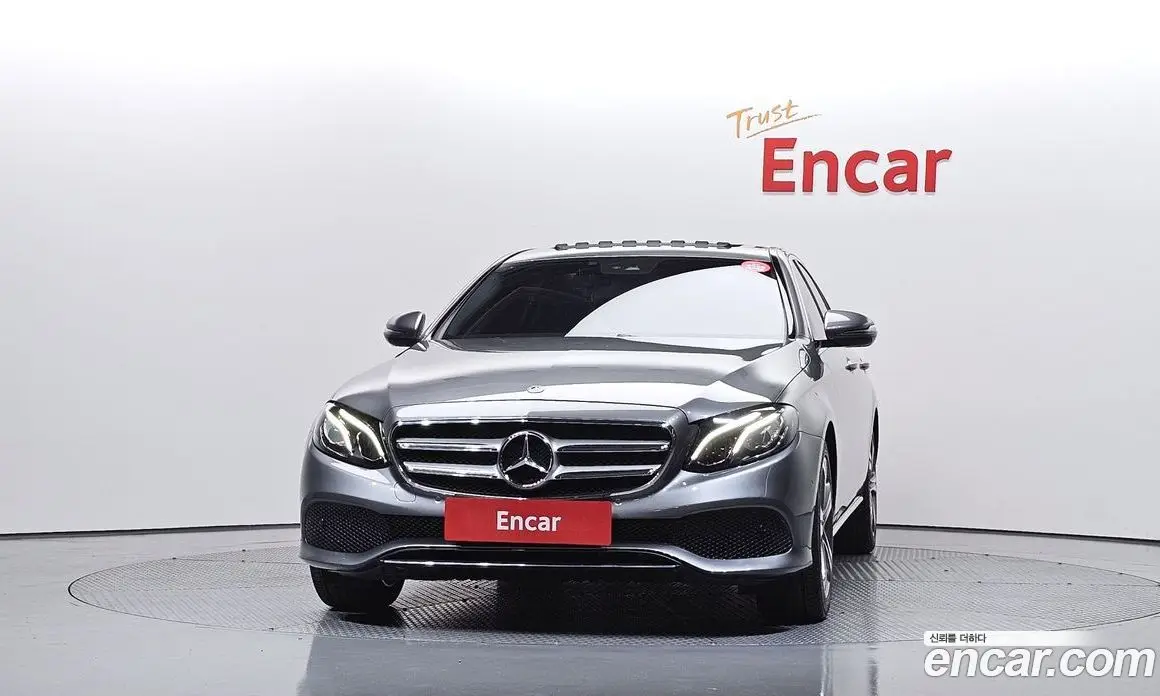 Mercedes-Benz E-Class 2019 2.0 автомат (гидро), фото 3