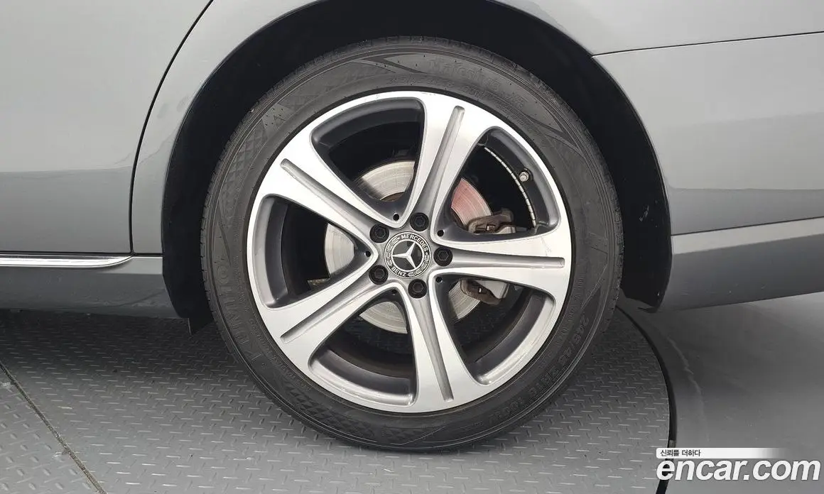 Mercedes-Benz E-Class 2019 2.0 автомат (гидро), фото 7