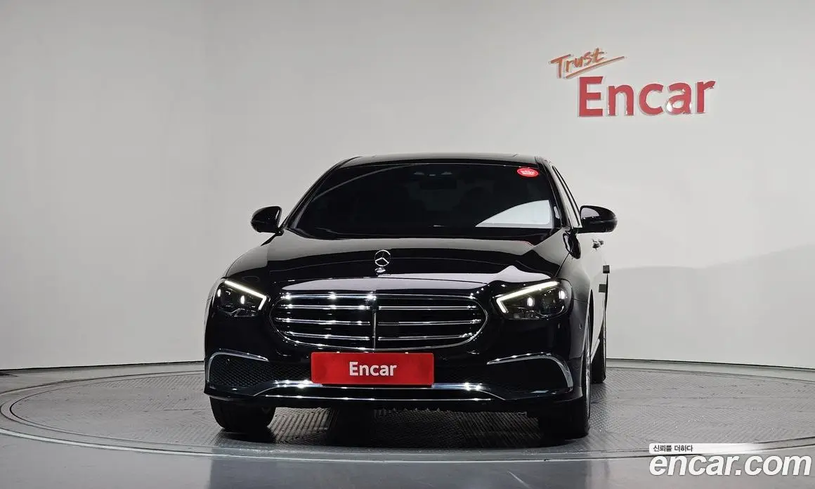 Mercedes-Benz E-Class 2022 2.0 автомат (гидро), фото 3