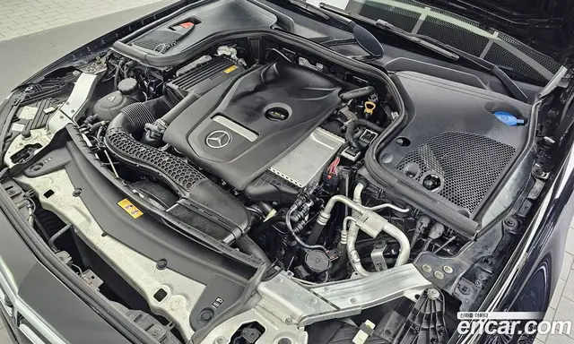 Mercedes-Benz E-Class 2022 2.0 автомат (гидро), миниатюра 6