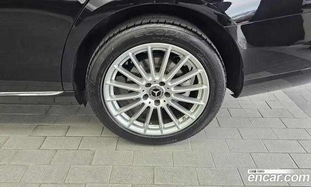 Mercedes-Benz E-Class 2022 2.0 автомат (гидро), миниатюра 7