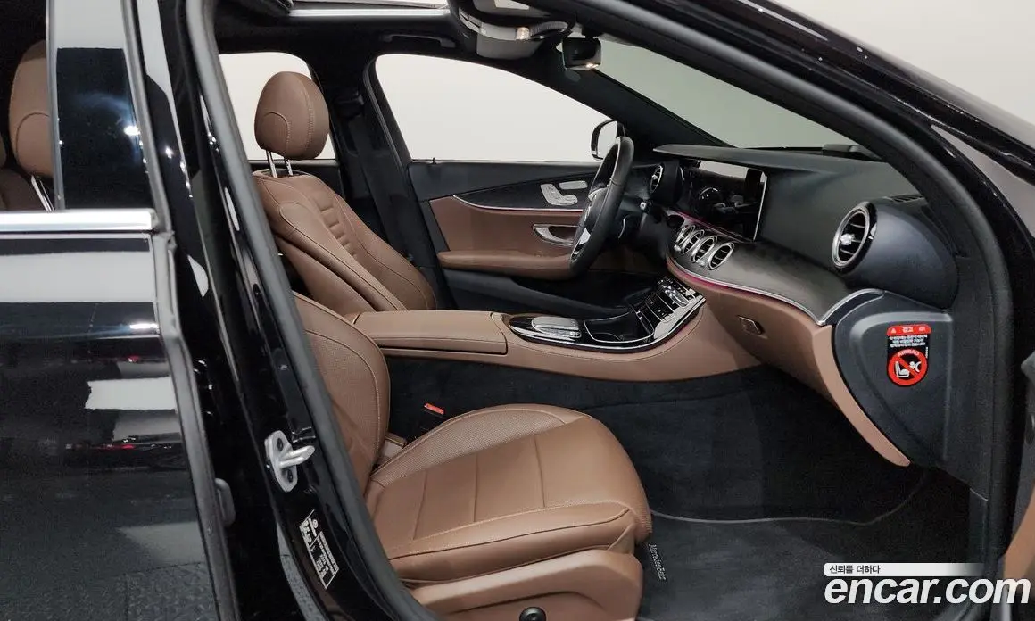 Mercedes-Benz E-Class 2022 2.0 автомат (гидро), фото 27