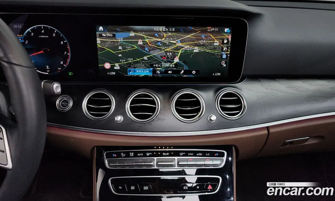 Mercedes-Benz E-Class 2022 2.0 автомат (гидро), фото 10