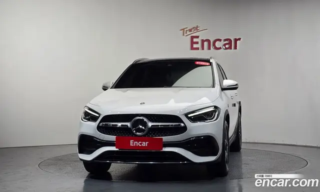 Mercedes-Benz GLA-Class 2020 2.0 автомат (гидро), миниатюра 2
