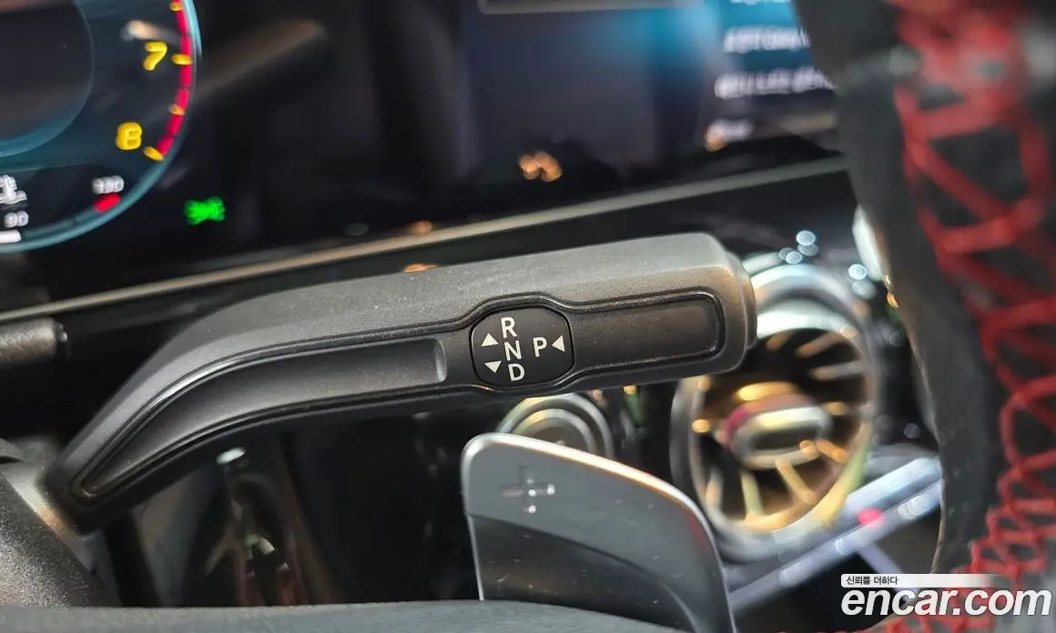Mercedes-Benz GLA-Class 2020 2.0 автомат (гидро), фото 11