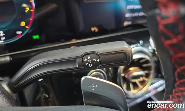 Mercedes-Benz GLA-Class 2020 2.0 автомат (гидро), миниатюра 11