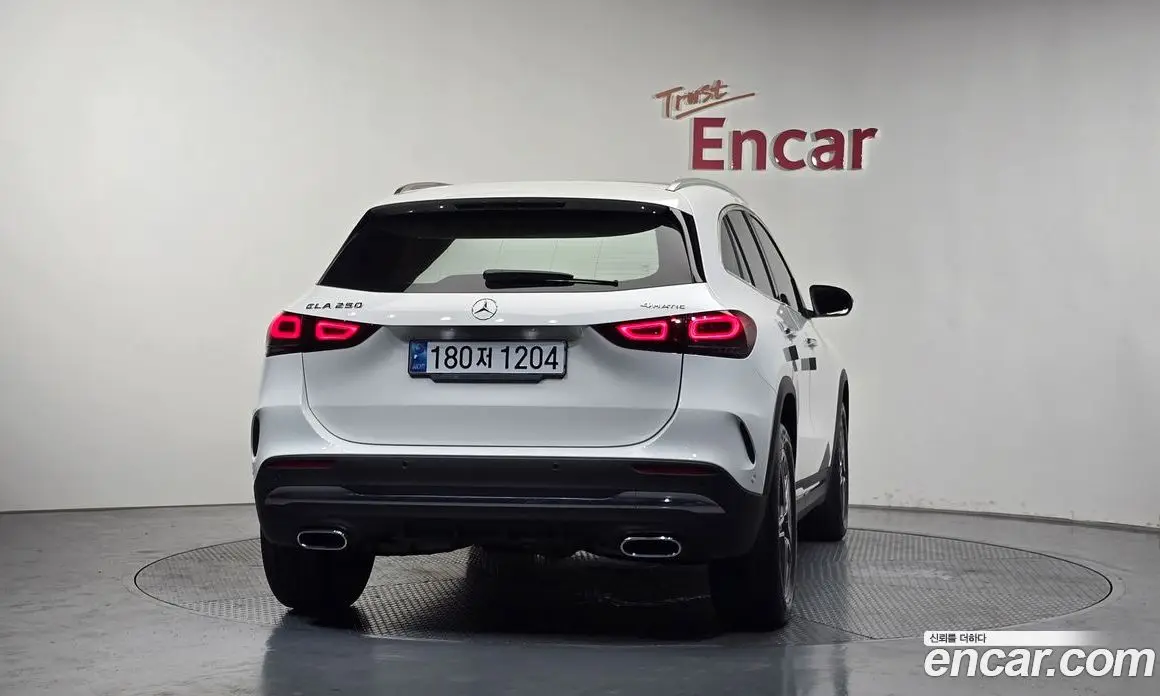 Mercedes-Benz GLA-Class 2020 2.0 автомат (гидро), фото 3