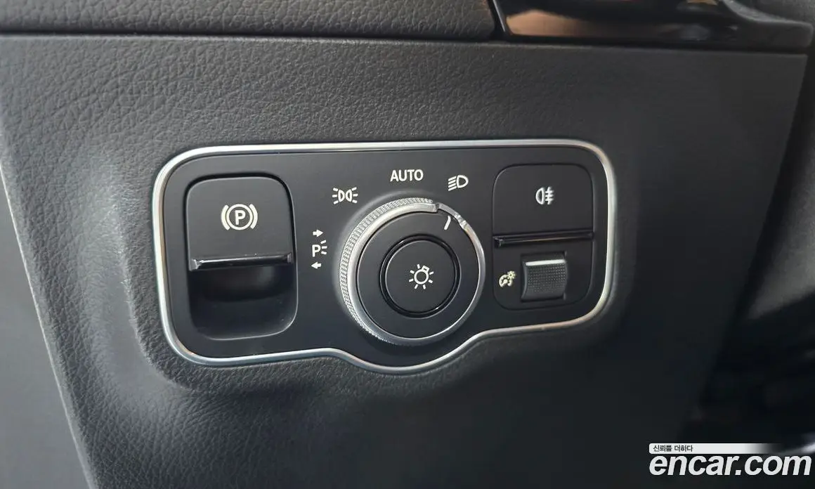 Mercedes-Benz GLA-Class 2020 2.0 автомат (гидро), фото 27